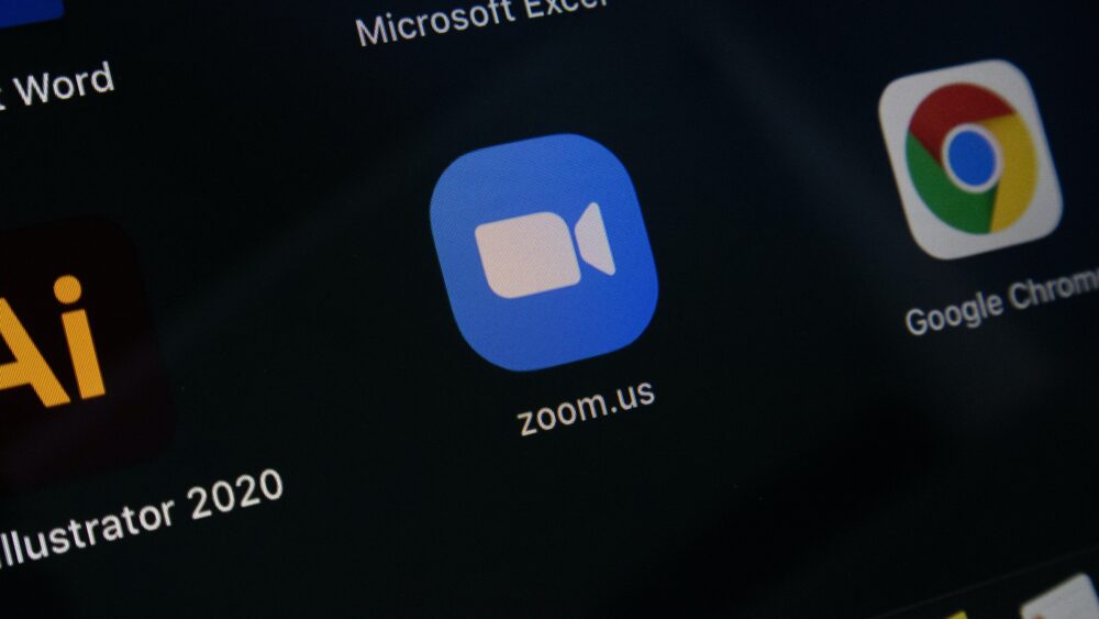 Zoom（スマホアプリ版）での会議のやり方