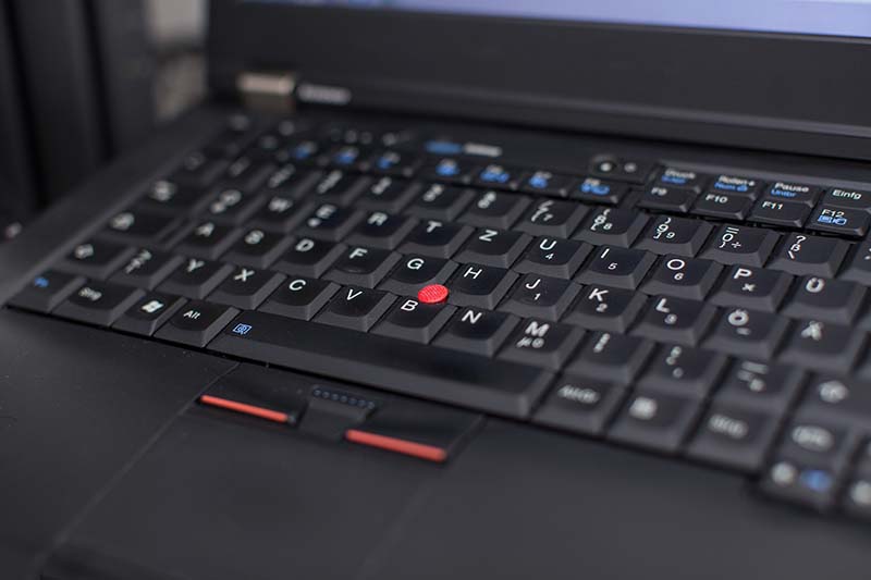 ノートPC（レノボ ThinkPad）のキーボード部分