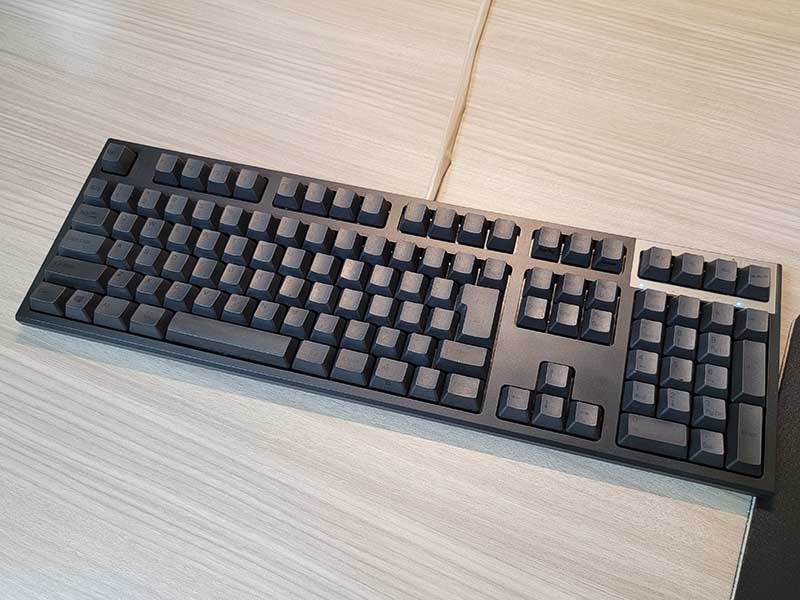 テレワークに使っている東プレのキーボード REALFORCE A R2A-JP4-BK