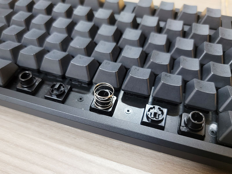 リアルフォース R3 カラーキーキャップセット レビュー｜R2で交換して 