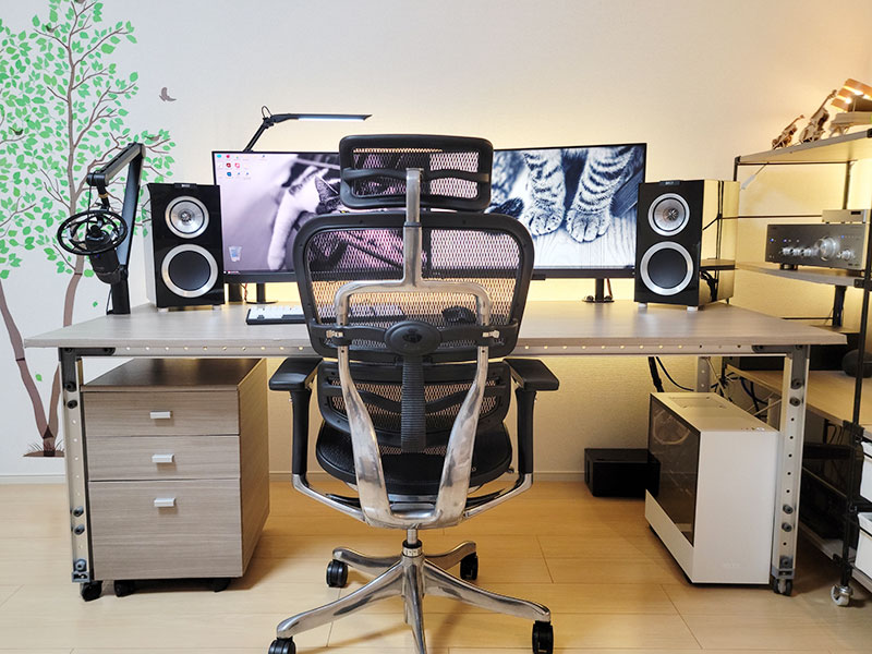 PCデスク周りを晒してみた｜テレワーク＆4Kゲーミング快適部屋 - リモライフ｜PCデスク周り・ガジェットのレビュー、リモートワーク情報