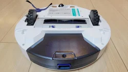 Eufy RoboVac X8 Hybrid 本体底面