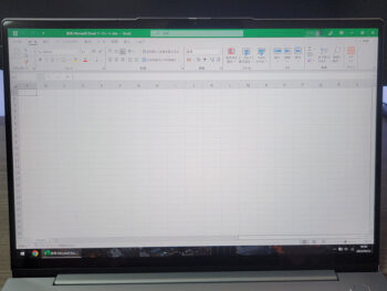ThinkBook 13x Gen2 Excel