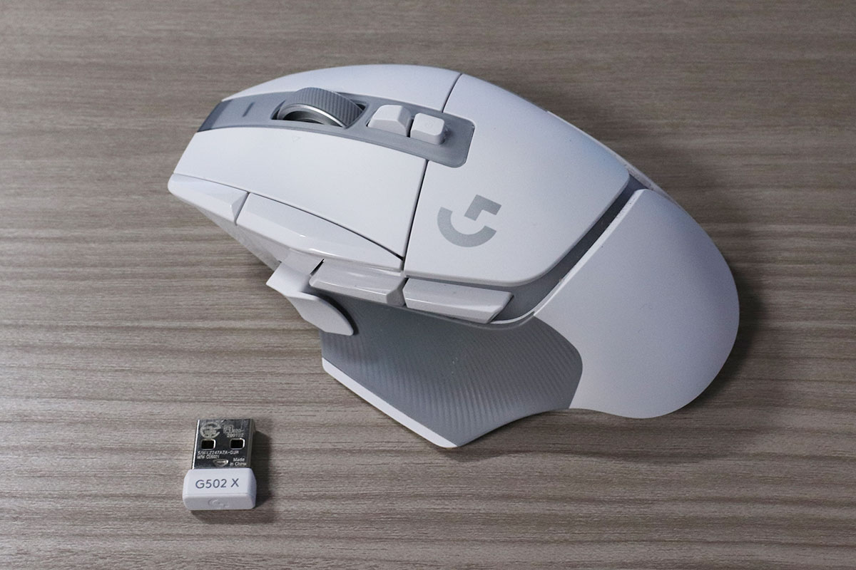 「ロジクール G502 X PLUS」 マウス本体 USBレシーバー 並べた状態