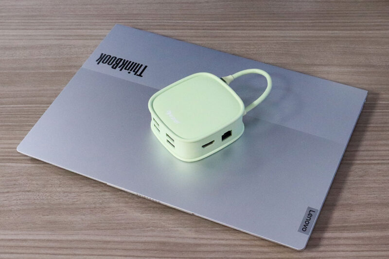 「egret ハンドバッグ型USB-Cドッキングステーション」 ノートPC